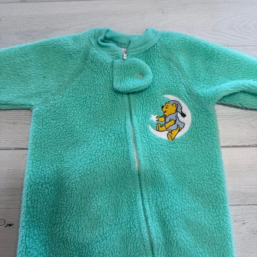 Vintage‎ Winnie the Pooh fleece baby footed sleeper 9 months